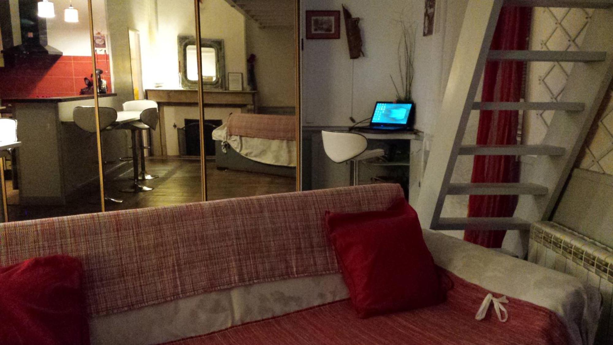 Coquet Studio En Mezzanine Nuit Pour 2 Personnes Saint-Girons  Zewnętrze zdjęcie
