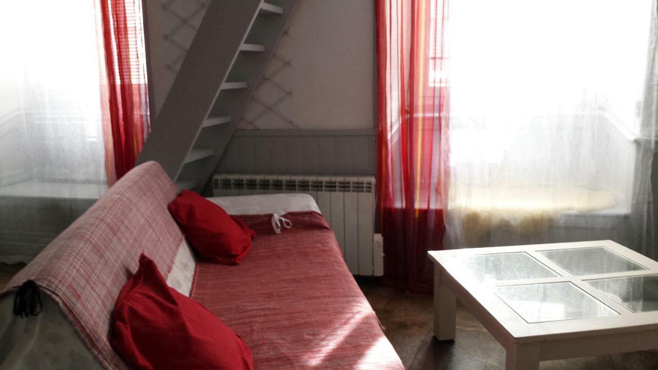 Coquet Studio En Mezzanine Nuit Pour 2 Personnes Saint-Girons  Zewnętrze zdjęcie