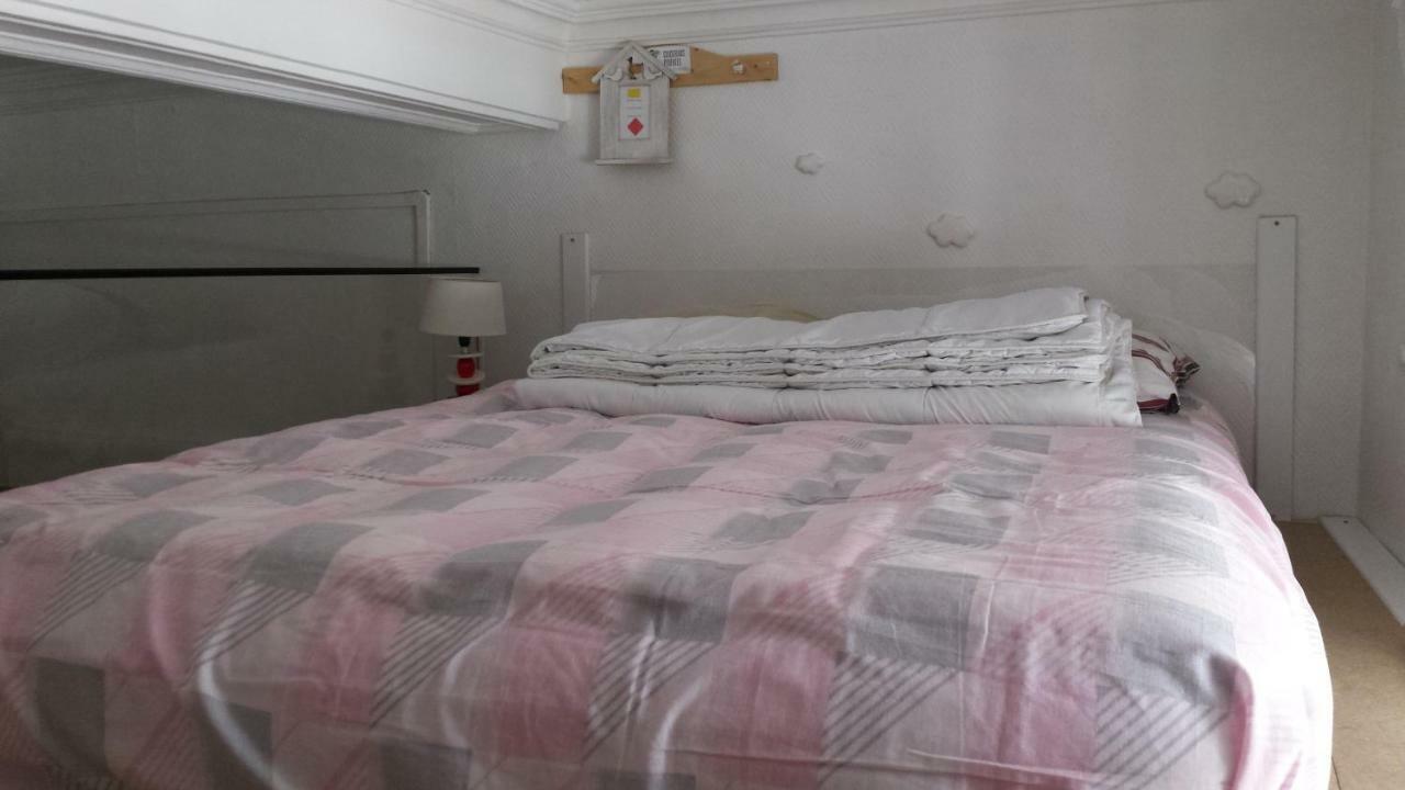 Coquet Studio En Mezzanine Nuit Pour 2 Personnes Saint-Girons  Zewnętrze zdjęcie